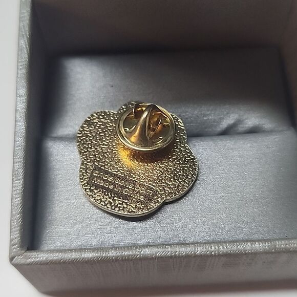 Class of 2016 Pin Brooch - Picture 2 of 3